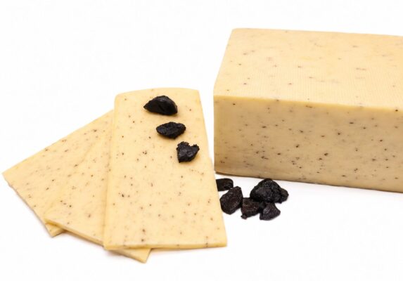 Fromage à raclette à l’ail noir